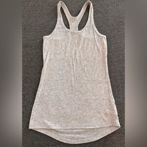 Old Navy Women's Light Gray Ribbed Racerback Tank